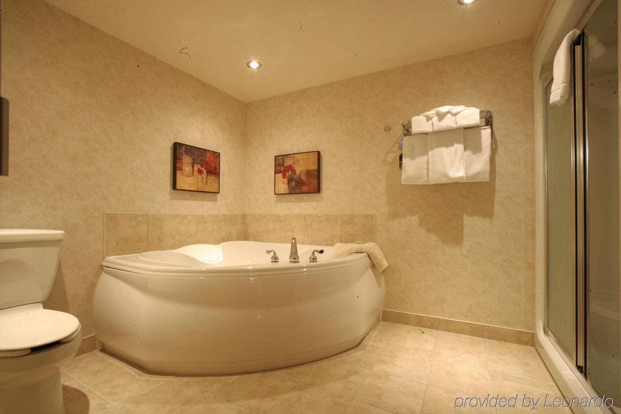 Hotel Four Points By Sheraton 3*